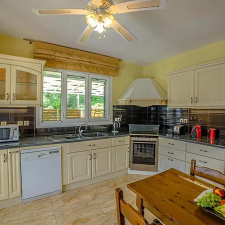 Villa Hera-the Infinity Blue Nisaki (Corfu)