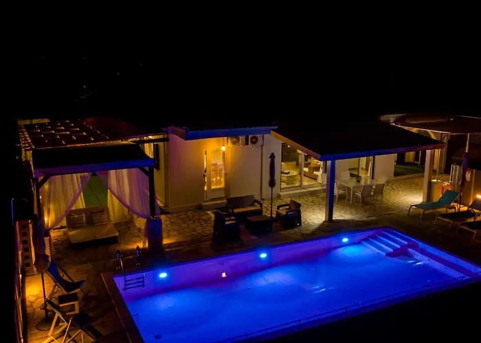 Hera-the Infinity Blue Nisaki (Corfu)