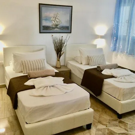 Hera-the Infinity Blue