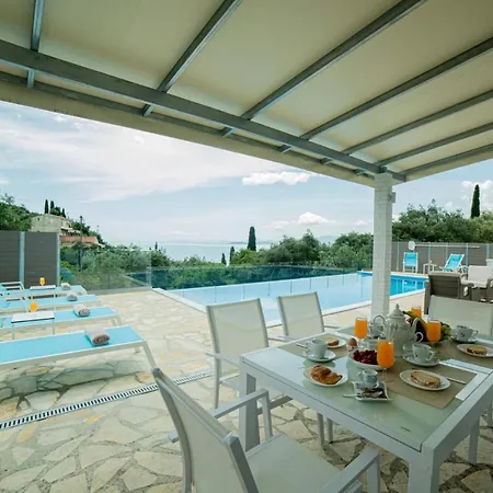 Hera-the Infinity Blue